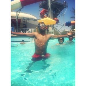 Meet your Posher, Chris